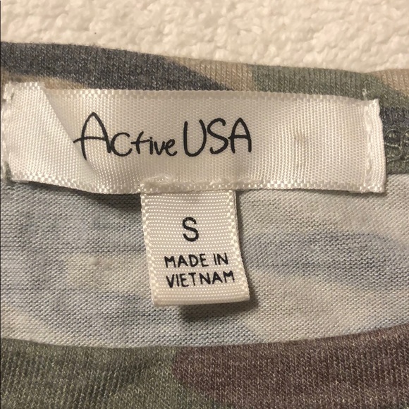 Ladies tee - Picture 2 of 3